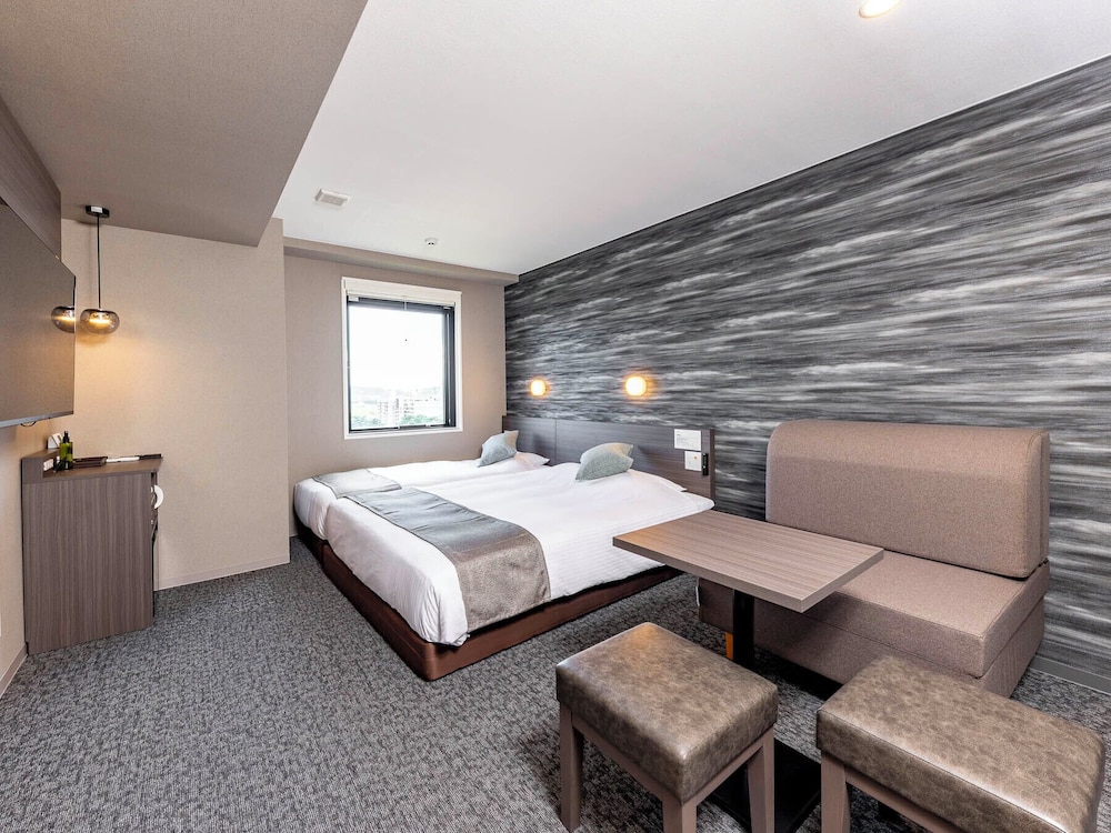 スタンダード トリプルルーム ベッド (複数台) 禁煙 | 天然温泉スーパーホテルPremier 富山・城址公園前