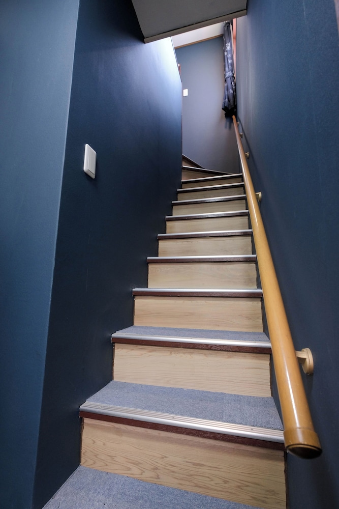 内部エントランス1 | Nice Pad