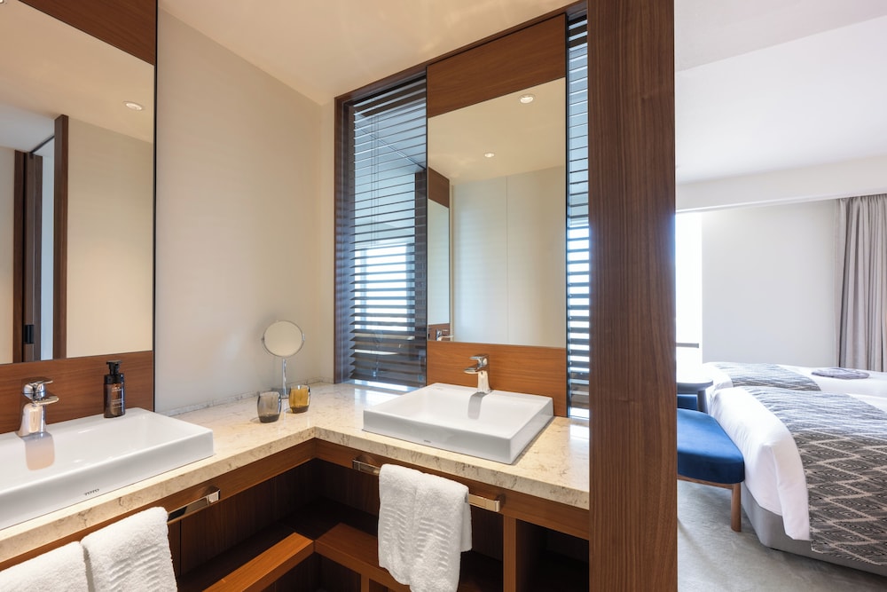 スイートツインルーム 禁煙 (ラウンジアクセス付) バスルーム0 | THE GATE HOTEL札幌 by HULIC