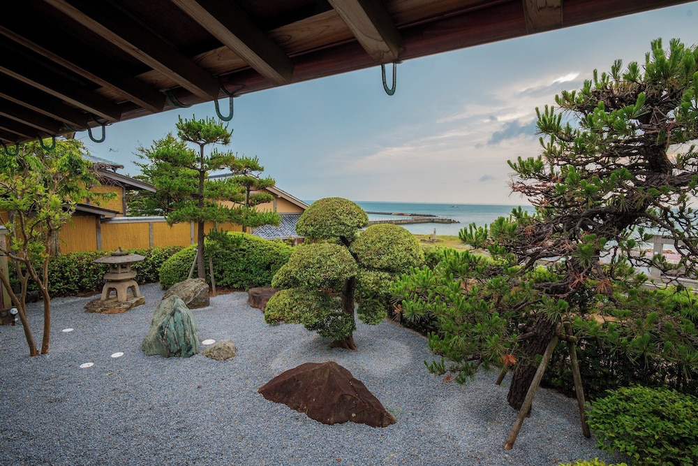 スイート 禁煙 パーシャル オーシャン ビュー 部屋からの景観0 | 洗心和方 SENSHIN WAHO