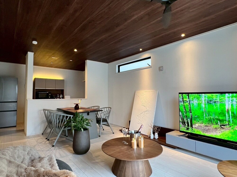 ハウス リビング エリア3 | Seaside Condo Nagisa House