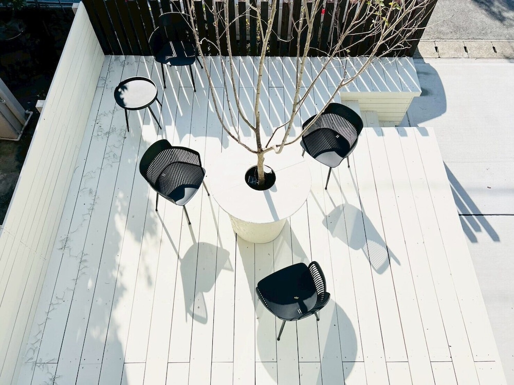 ハウス テラス / パティオ1 | Seaside Condo Nagisa House