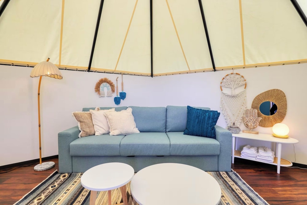 プレミアム ルーム | RetreatCamp まほろば