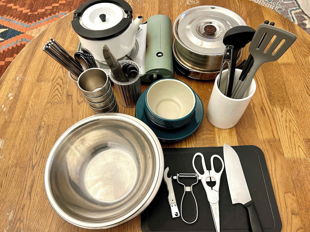 デラックス キャビン 専用キッチン1 | RetreatCamp まほろば