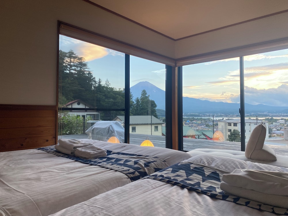 エグゼクティブ ハウス 客室3 | RetreatCamp まほろば