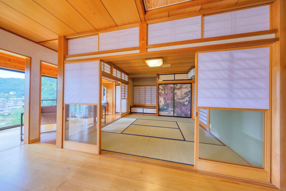 エグゼクティブ ハウス 客室7 | RetreatCamp まほろば