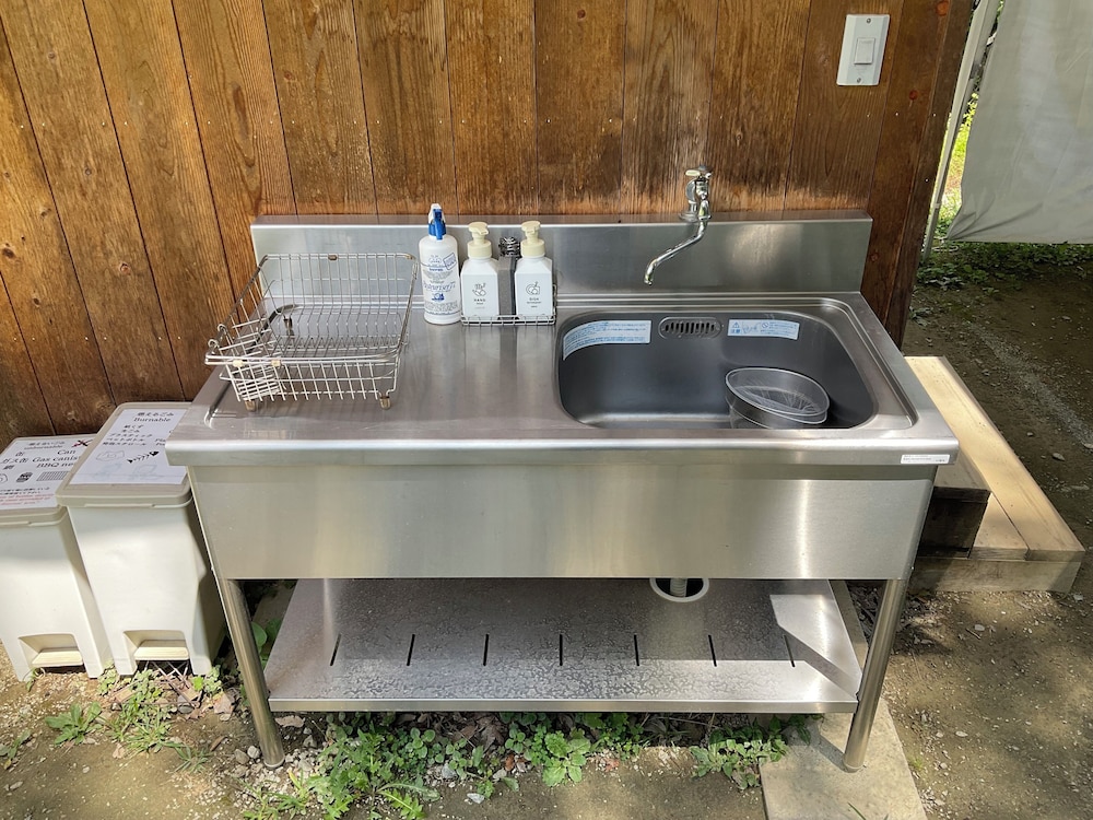 エコノミー ツリーハウス 専用キッチン0 | RetreatCamp まほろば