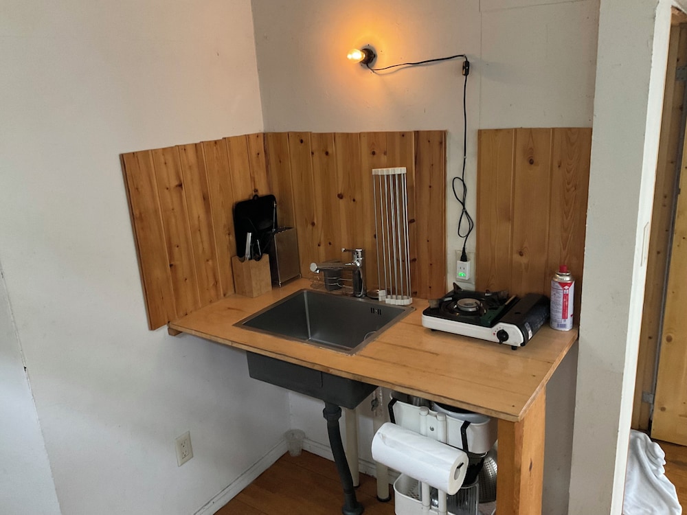 ファミリー コテージ 専用キッチン0 | RetreatCamp まほろば