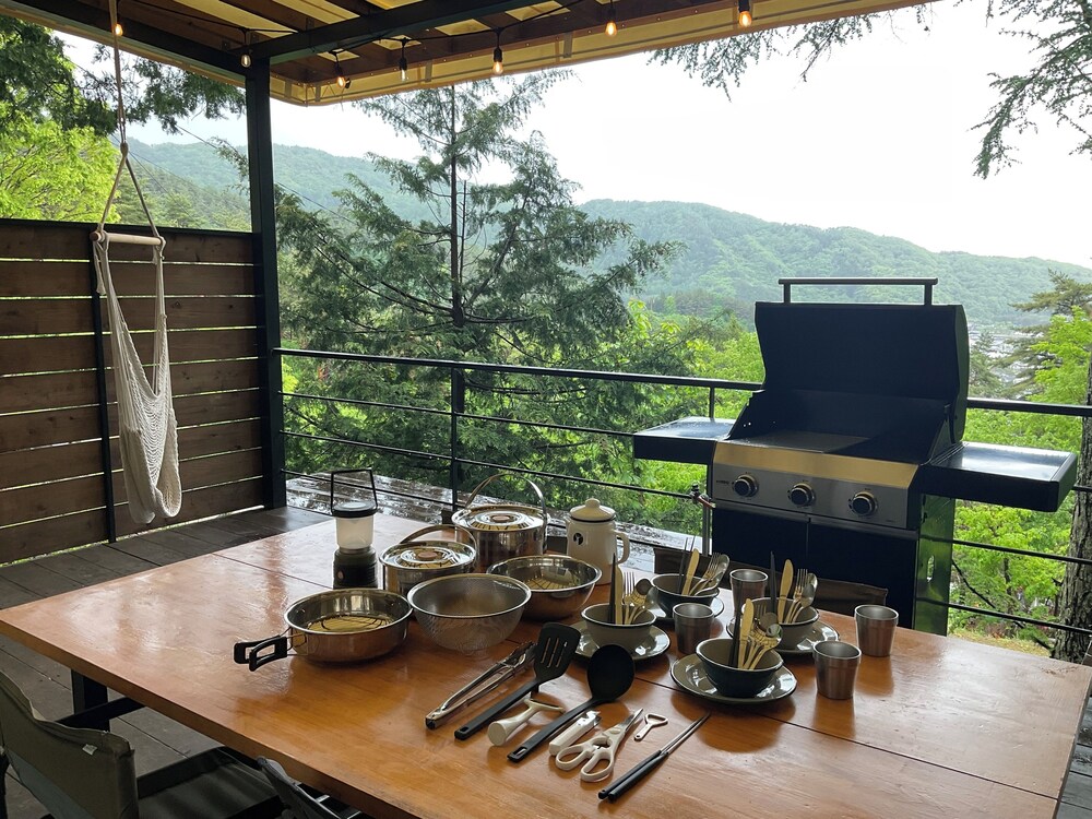 和風コテージ ベッド (複数台) テラス マウンテンビュー 専用キッチン0 | RetreatCamp まほろば