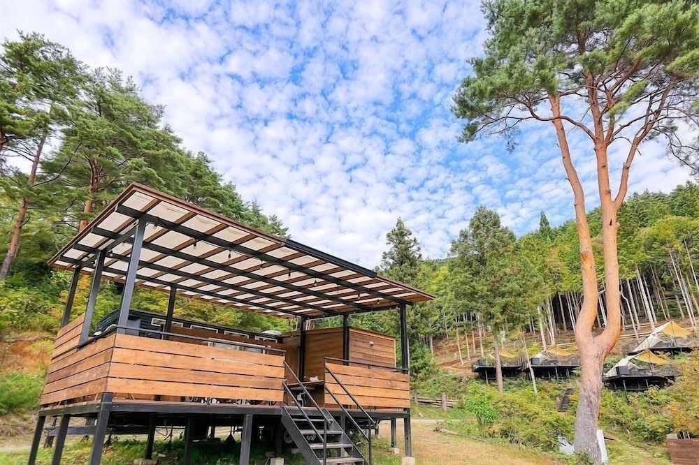 ファミリー コテージ | RetreatCamp まほろば