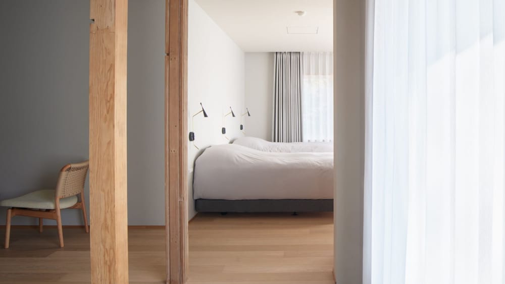 202 レイクビュー ジュニアスイート [2F 43平米] 禁煙 客室2 | HOTEL MIYAM MATSUBARAKO