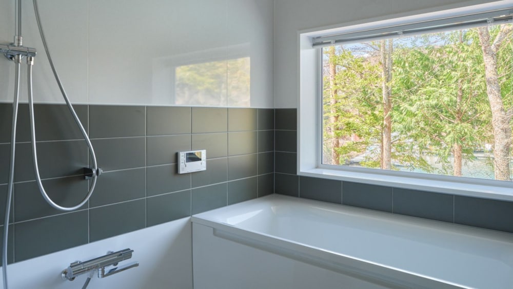 203 レイクフロントツイン [2F 31平米 バスビュー] 禁煙 バスルーム0 | HOTEL MIYAM MATSUBARAKO