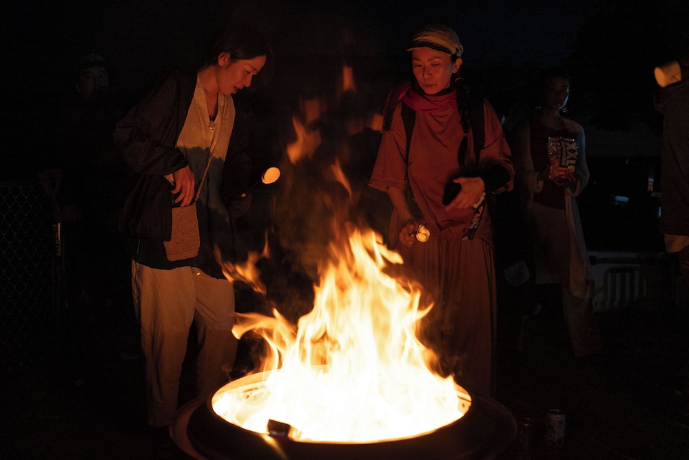 B棟 禁煙(セミダブル布団×１・シングルサイズ布団×１が各部屋にセット、リビング：ロフトにシングル布団×2、合計8名収容) テラス / パティオ1 | Dei Amami