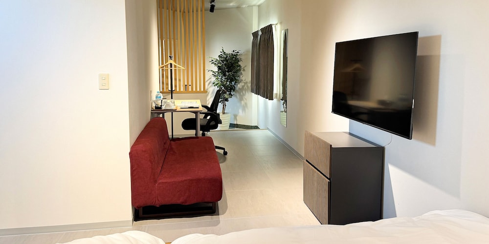 4 人部屋 客室6 | マーケットステイ新宮