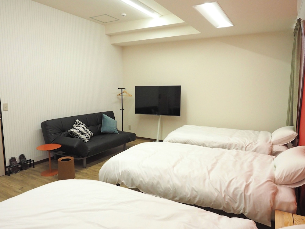 シティ 4 人部屋 シティビュー 客室2 | マーケットステイ新宮