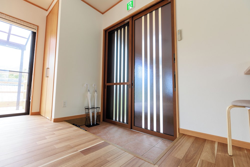 ファミリー アパートメント 禁煙 ガーデンビュー 客室1 | 宿坊 国昌寺