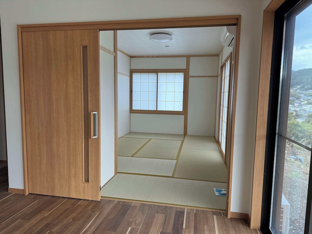 ファミリー アパートメント 禁煙 ガーデンビュー 客室3 | 宿坊 国昌寺