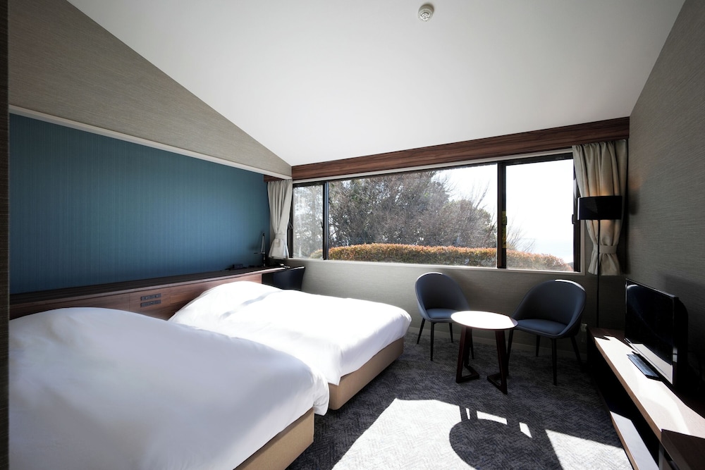 スーペリア ツインルーム 禁煙 客室1 | グランレクトーレ湯河原 (TKP Hotels ＆ Resorts)