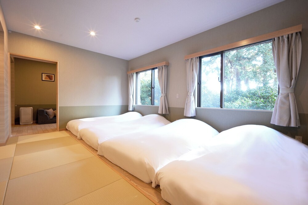 デラックス ルーム 禁煙 | グランレクトーレ湯河原 (TKP Hotels ＆ Resorts)