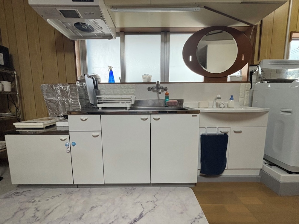 ベーシック アパートメント シービュー 専用キッチン1 | COCO HOUSE