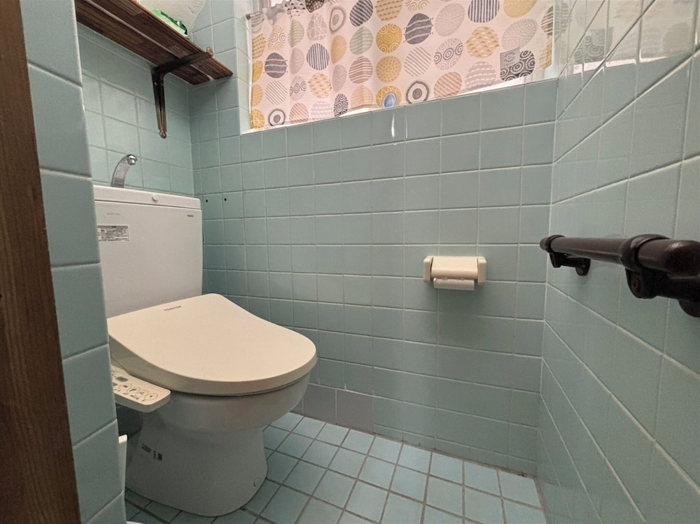 ベーシック アパートメント シービュー バスルーム2 | COCO HOUSE