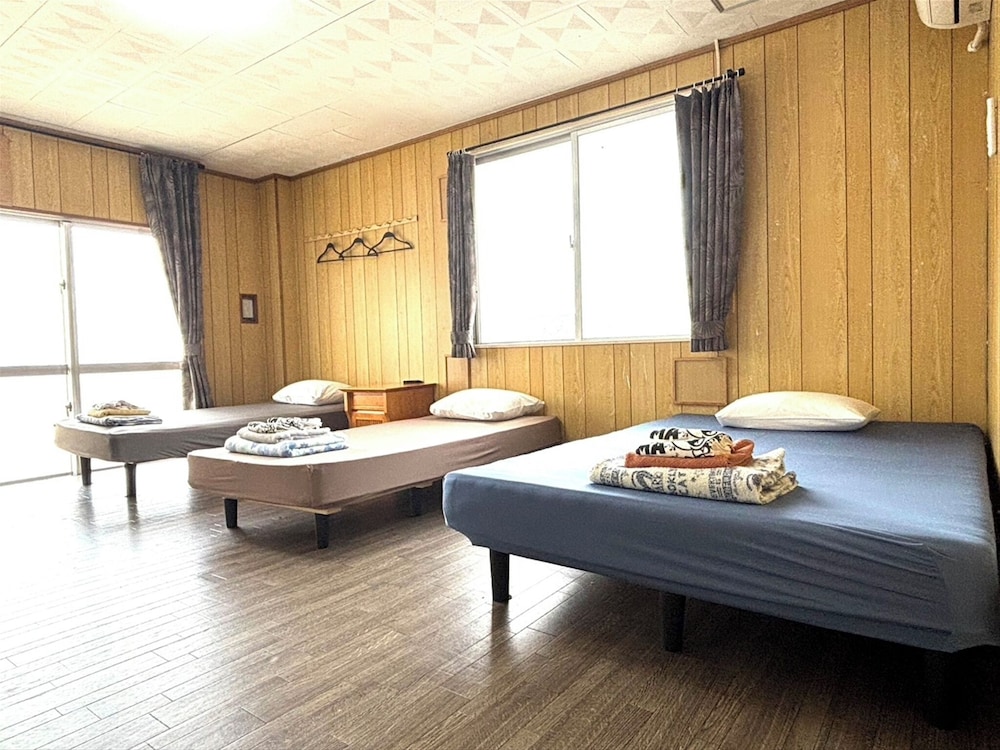 COCO HOUSE