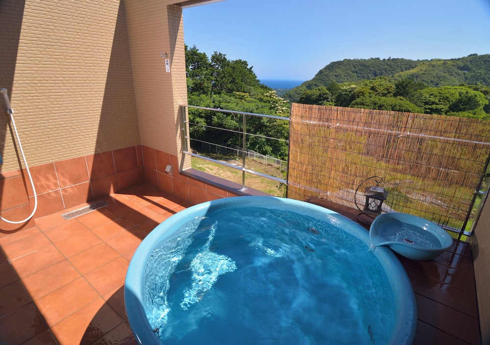 温泉1 | ココペリハウス伊豆高原