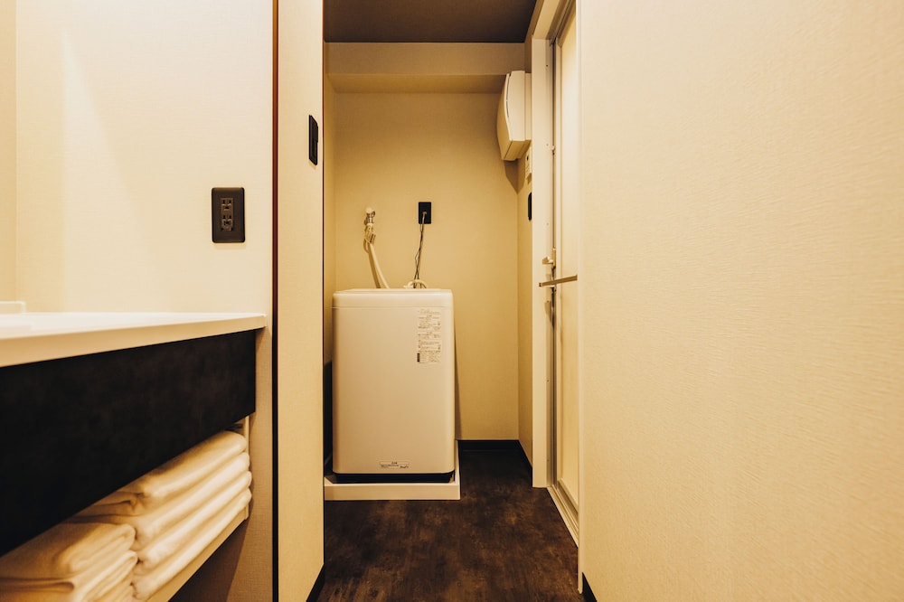 コンフォート 4 人部屋 バスルーム0 | 慶 HOTEL LIKE RESIDENCE
