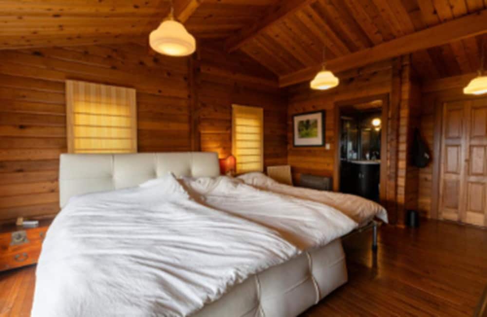 客室1 | 小豆島プライベートキャンプサイト