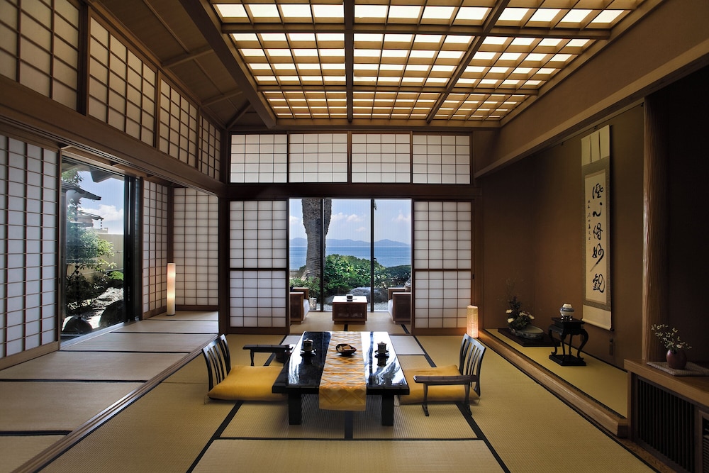 壷中庵スイート和室[露天付] | 旬景浪漫 銀波荘