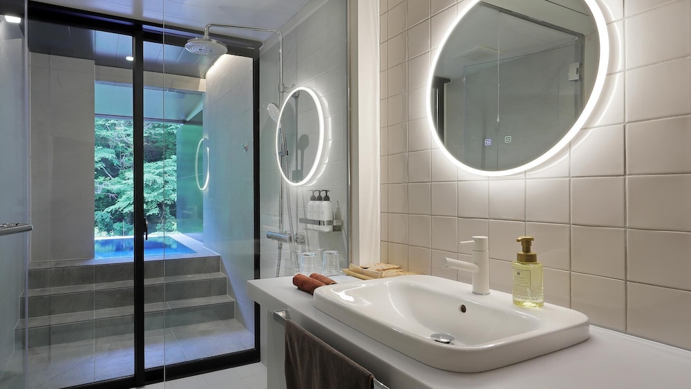 スタンダード ツインルーム バスルームのシャワー0 | 叶KANOUYA四万温泉