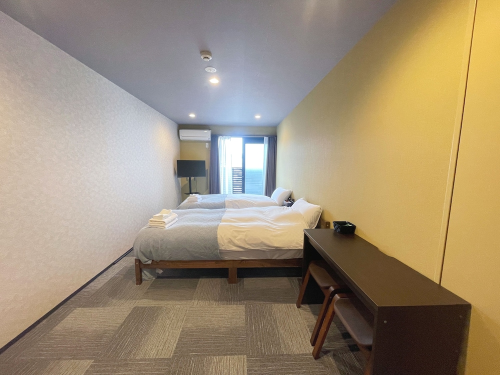 ベーシック ツインルーム 客室1 | Miro Hotel 今出川