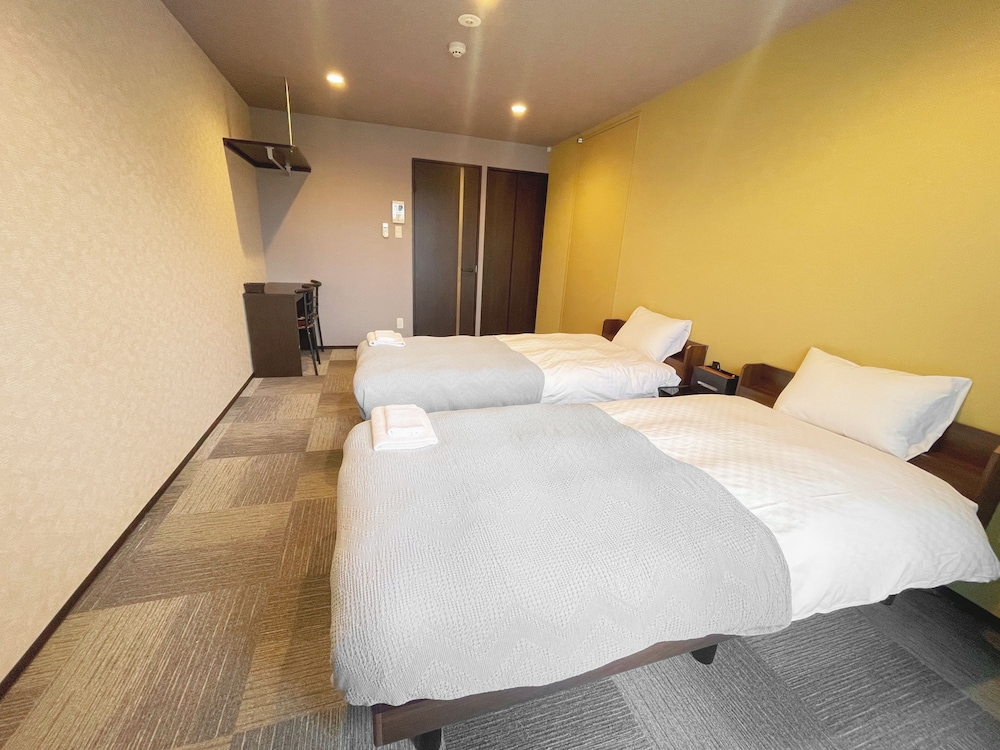 ベーシック ツインルーム 客室2 | Miro Hotel 今出川