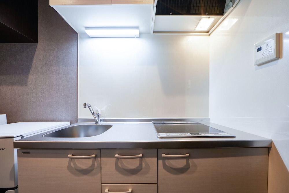 ベーシック ツインルーム 専用簡易キッチン0 | Miro Hotel 今出川