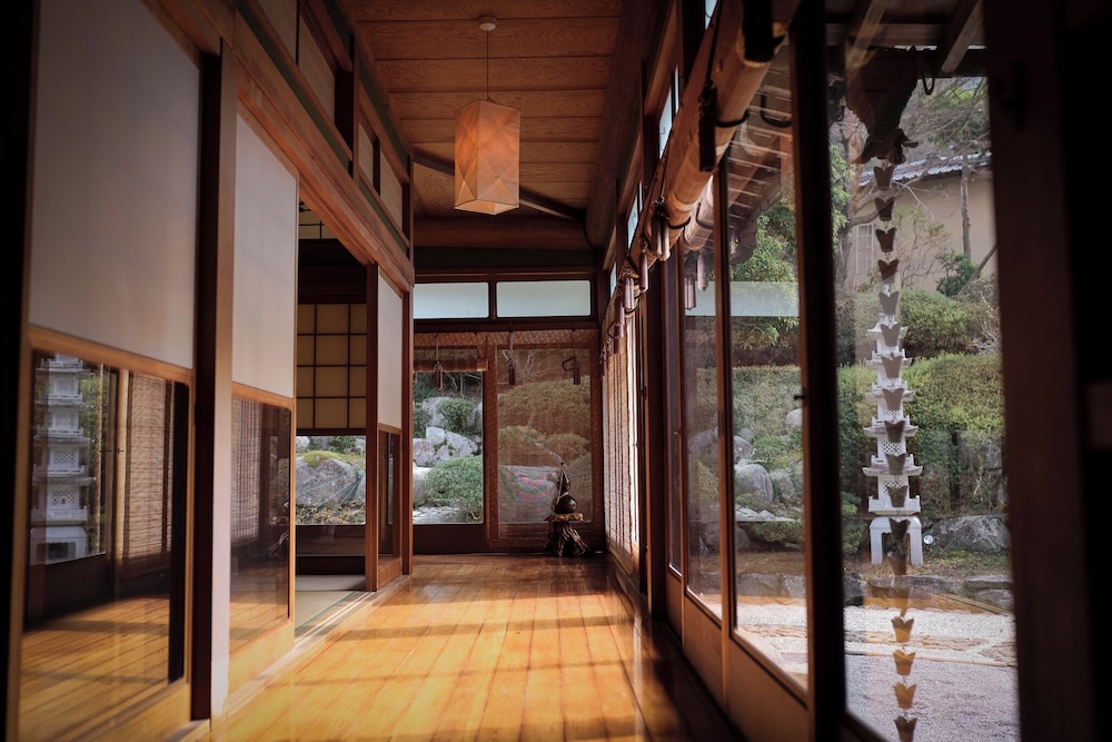 廊下1 | SAMURAI HOUSE See in Movies near Hikosan 廊下1 | SAMURAI HOUSE See in Movies near Hikosan