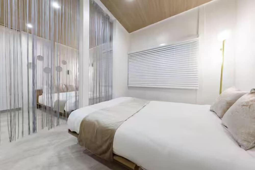 201号室、禁煙 客室25 | Namba Kuromon Central Self Inn