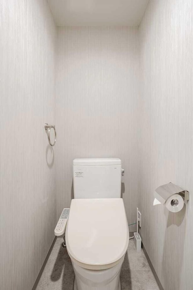 202号室、禁煙 バスルーム11 | Namba Kuromon Central Self Inn
