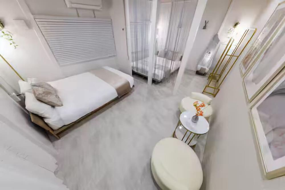 201号室、禁煙 客室12 | Namba Kuromon Central Self Inn