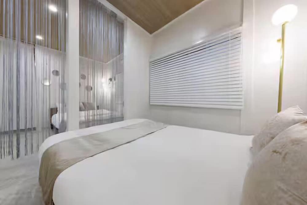 201号室、禁煙 客室23 | Namba Kuromon Central Self Inn