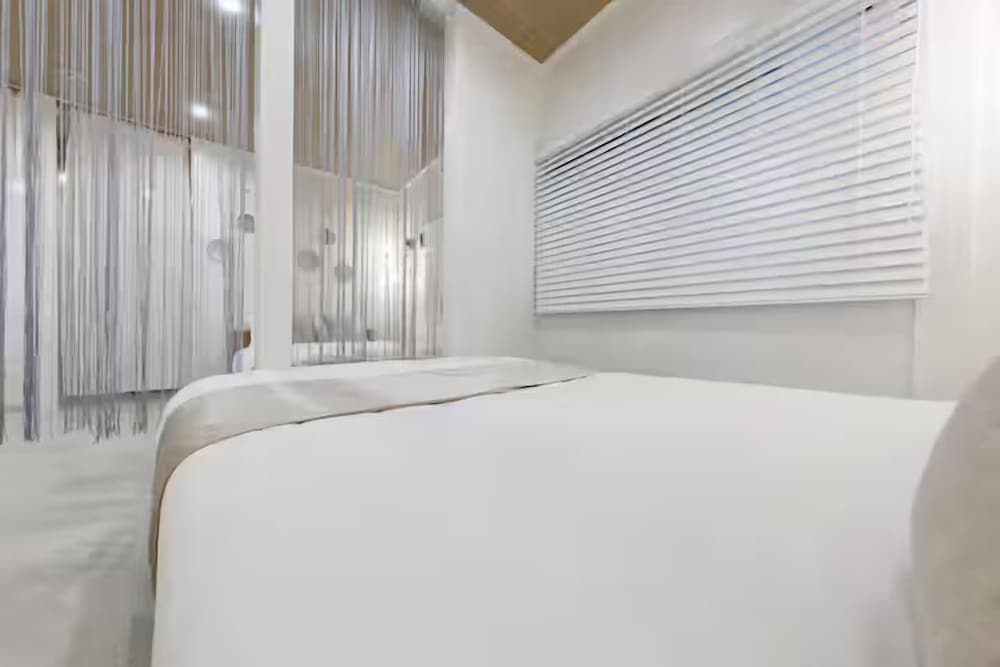 201号室、禁煙 客室16 | Namba Kuromon Central Self Inn