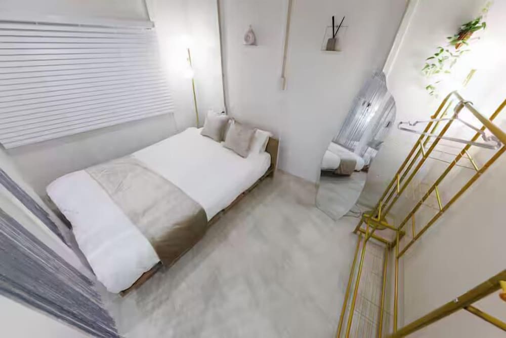 201号室、禁煙 客室20 | Namba Kuromon Central Self Inn