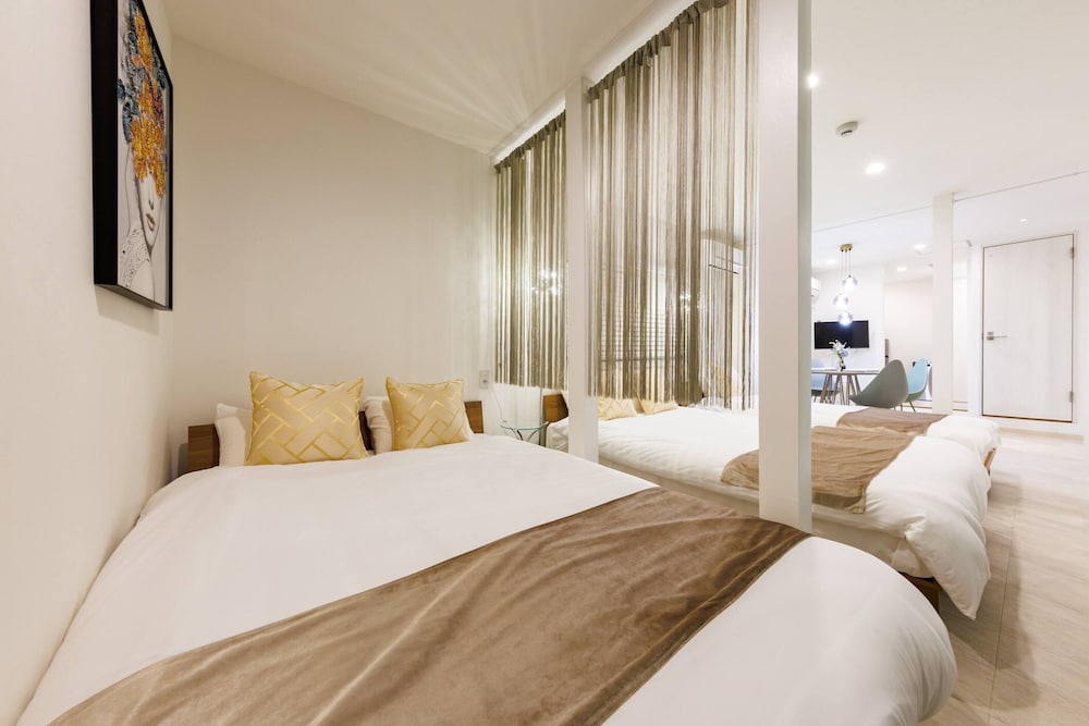 302号室、禁煙 客室2 | Namba Kuromon Central Self Inn