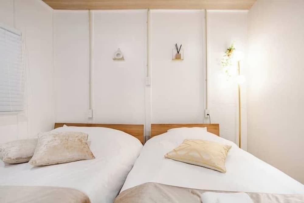 201号室、禁煙 客室31 | Namba Kuromon Central Self Inn