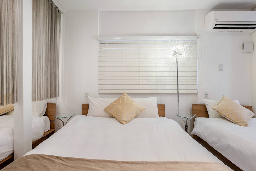 302号室、禁煙 客室10 | Namba Kuromon Central Self Inn