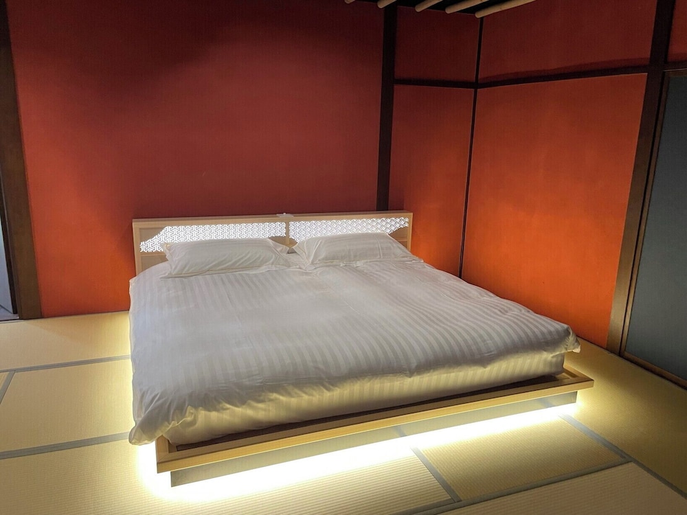 露天風呂付客室「響」禁煙 客室3 | 金乃竹 茶寮