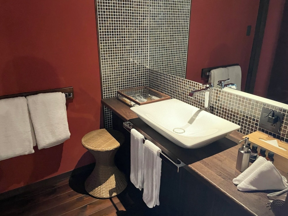 露天風呂付客室 「雲」禁煙 客室9 | 金乃竹 茶寮