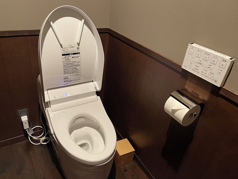 露天風呂付客室「響」禁煙 バスルーム6 | 金乃竹 茶寮