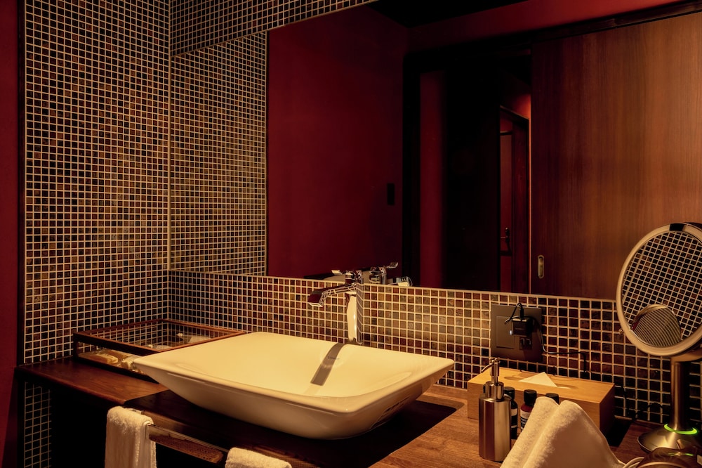 露天風呂付客室 「雲」禁煙 客室10 | 金乃竹 茶寮