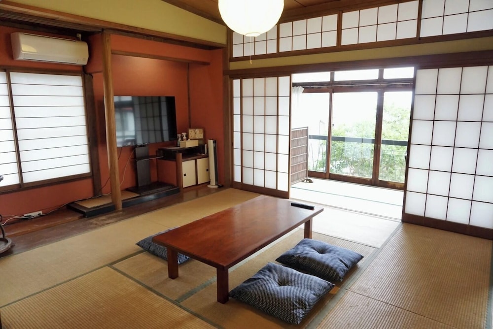 ハウス バルコニー オーシャンビュー 客室3 | あざみ庵 熱海