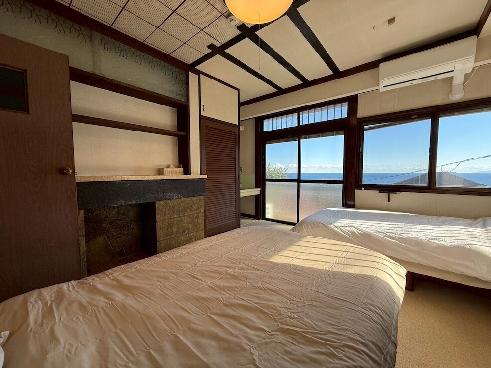ハウス バルコニー オーシャンビュー 客室18 | あざみ庵 熱海